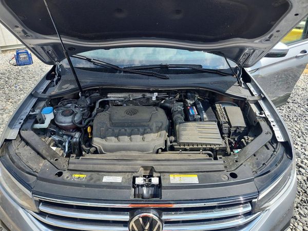 2022 VOLKSWAGEN TIGUAN S