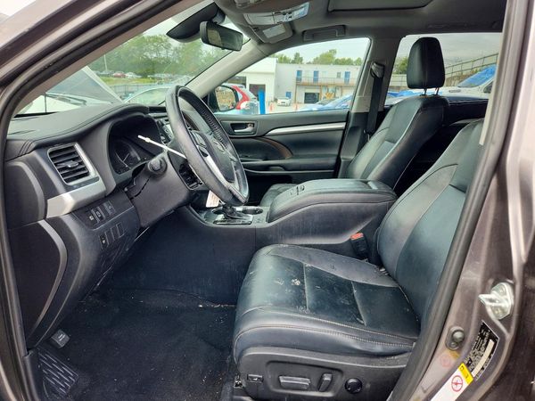 2019 TOYOTA HIGHLANDER SE/XLE