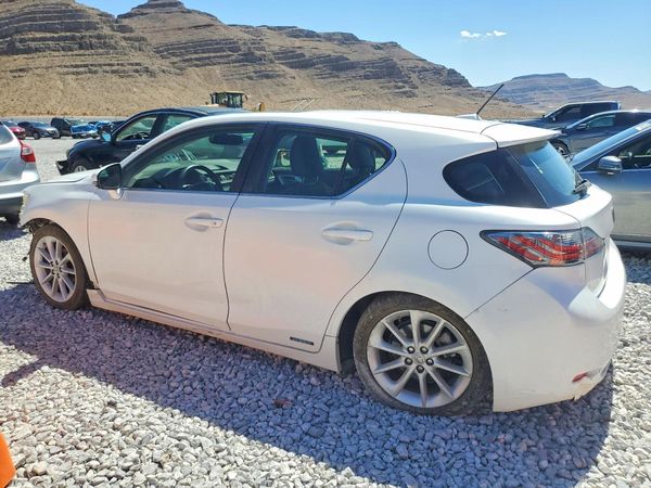 2013 LEXUS CT 200h