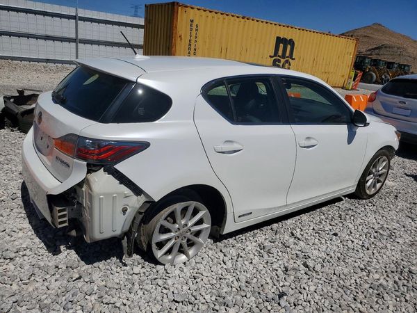 2013 LEXUS CT 200h