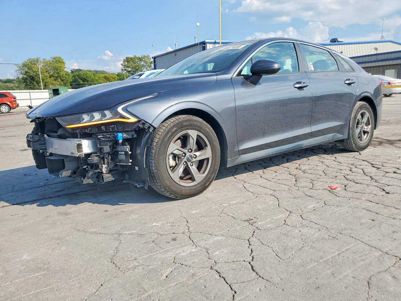 2022 KIA K5
