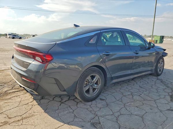 2022 KIA K5