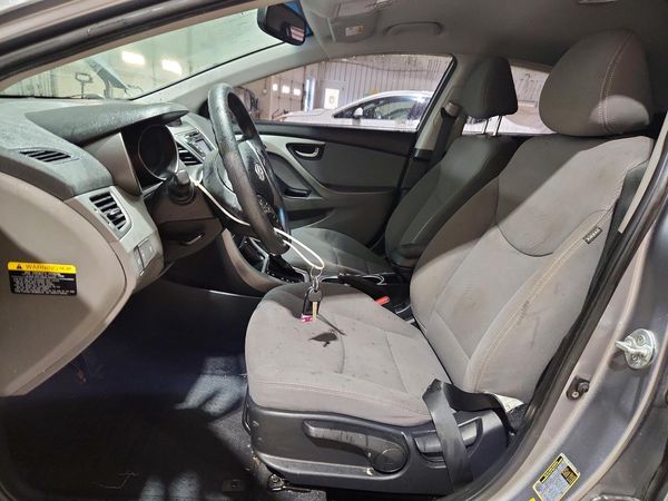 2015 HYUNDAI ELANTRA GLS(Middle)
