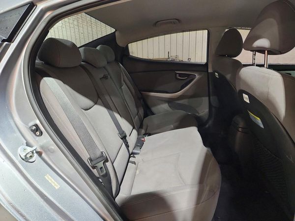 2015 HYUNDAI ELANTRA GLS(Middle)