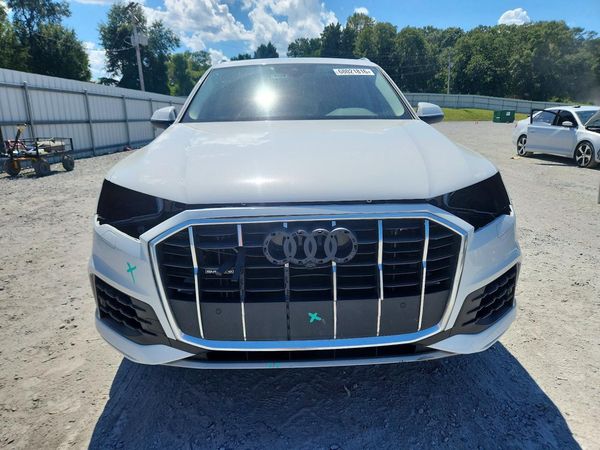 2020 AUDI Q7 quattro Premium
