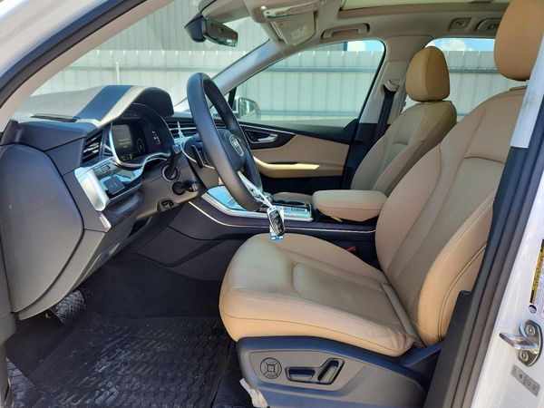 2020 AUDI Q7 quattro Premium