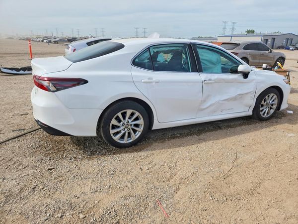 2023 TOYOTA CAMRY