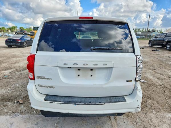 2019 DODGE GRAND CARAVAN SE