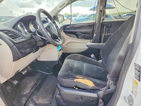 2019 DODGE GRAND CARAVAN SE