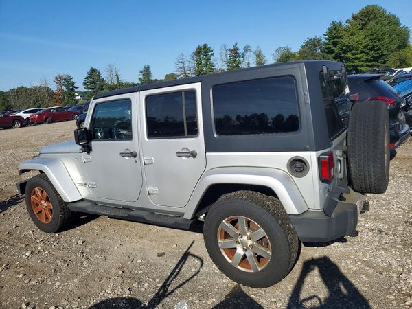 2012 JEEP WRANGLER Sahara