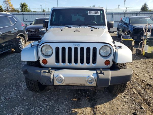 2012 JEEP WRANGLER Sahara