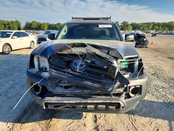 2018 TOYOTA TACOMA