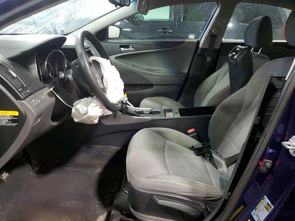 2012 HYUNDAI SONATA