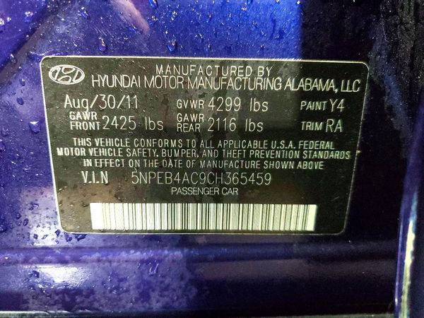 2012 HYUNDAI SONATA