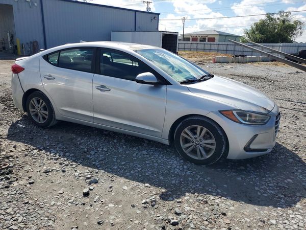 2018 HYUNDAI ELANTRA