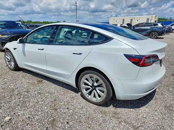 2022 TESLA MODEL 3