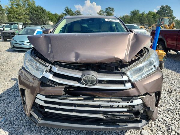 2018 TOYOTA HIGHLANDER