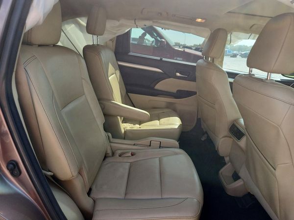 2018 TOYOTA HIGHLANDER