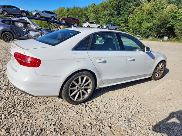 2015 AUDI A4