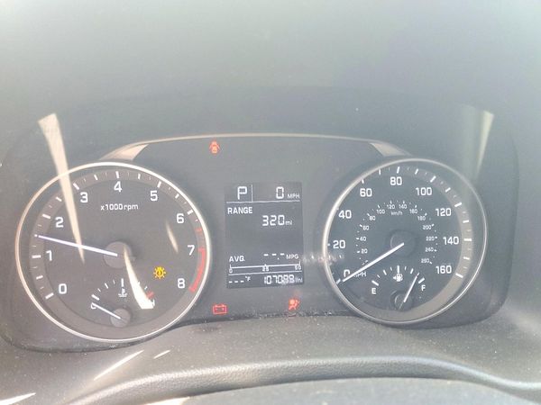 2017 HYUNDAI ELANTRA — ODOM