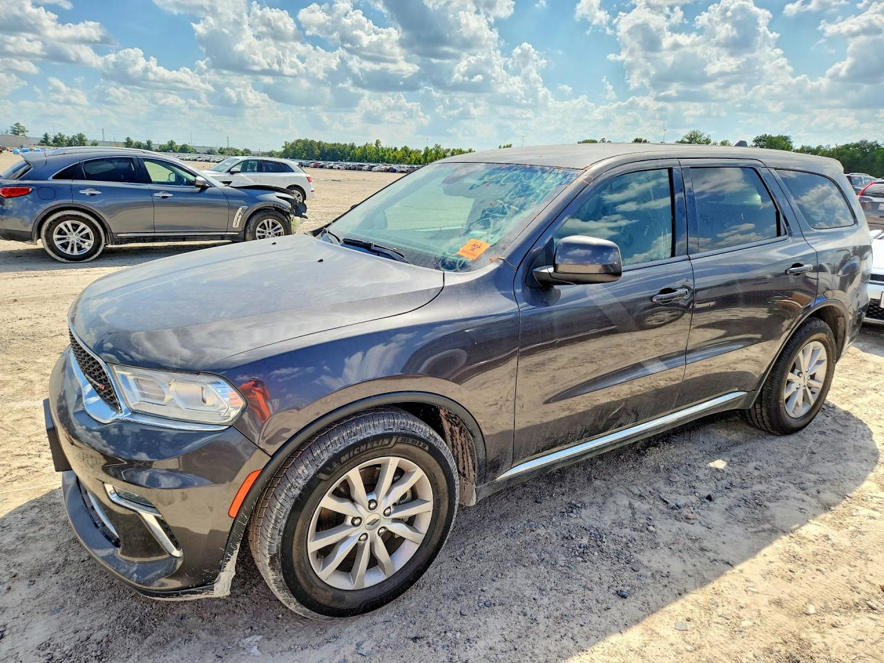 2021 DODGE DURANGO SXT — Front 3/4