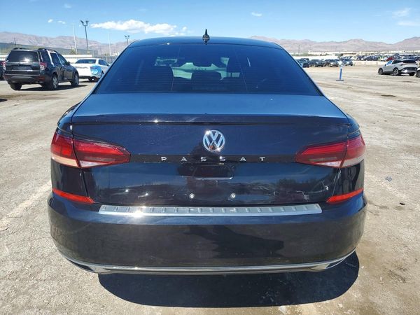 2021 VOLKSWAGEN PASSAT