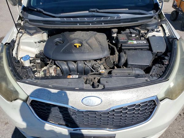 2014 KIA FORTE LX
