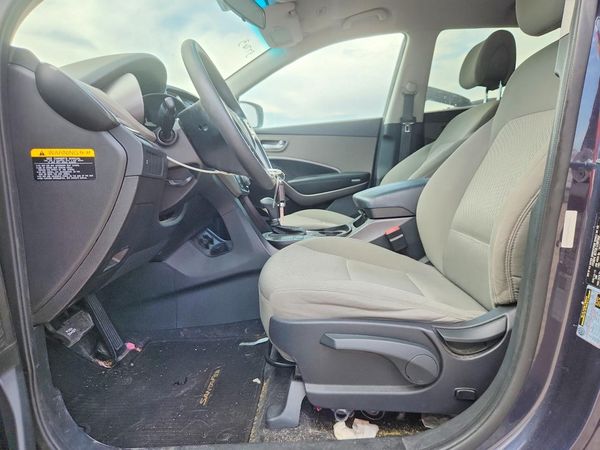 2016 HYUNDAI SANTA FE Base