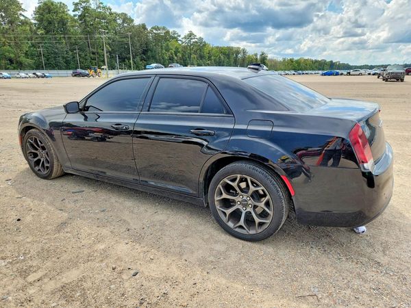 2018 CHRYSLER 300