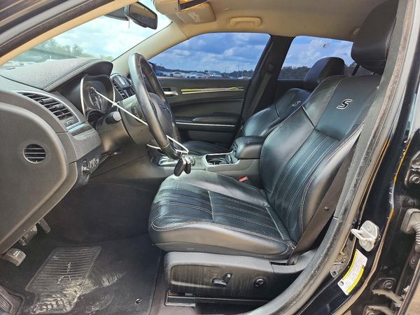 2018 CHRYSLER 300