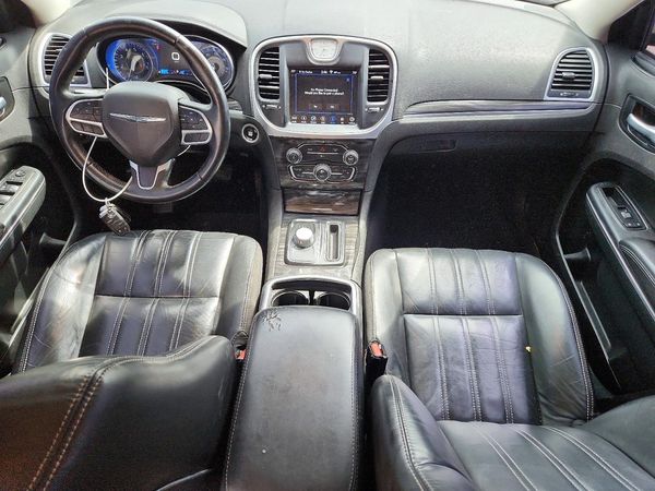 2018 CHRYSLER 300