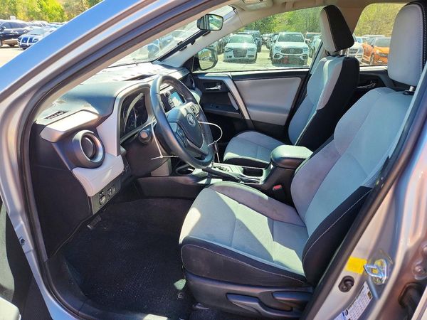 2017 TOYOTA RAV4