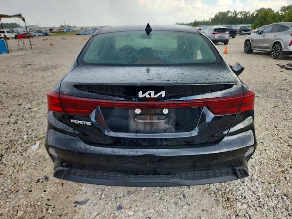 2022 KIA FORTE