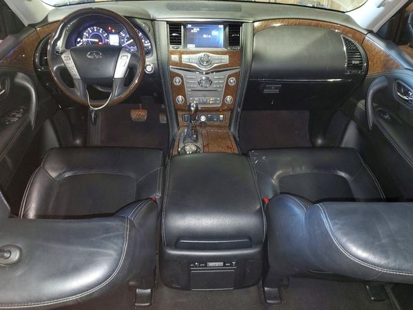 2017 INFINITI QX80