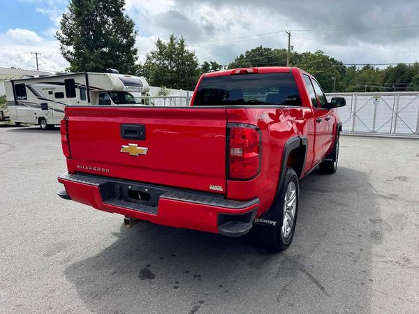 2018 CHEVROLET SILVERADO Custom