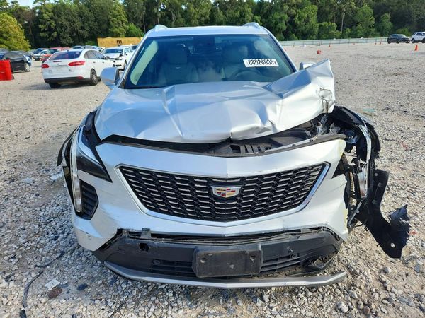 2019 CADILLAC XT4