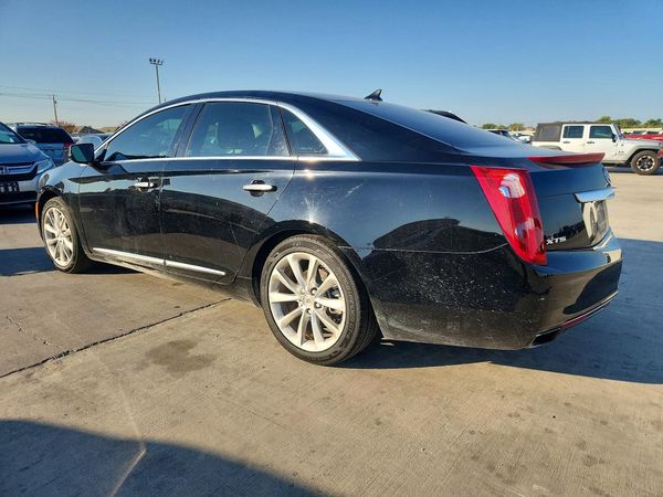 2013 CADILLAC XTS Luxury