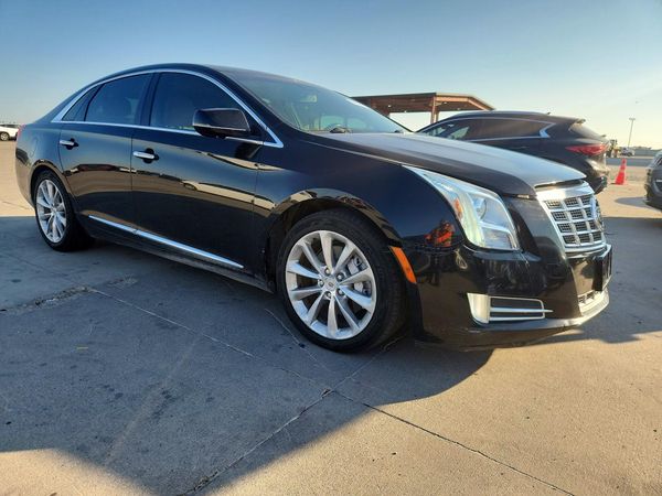 2013 CADILLAC XTS Luxury