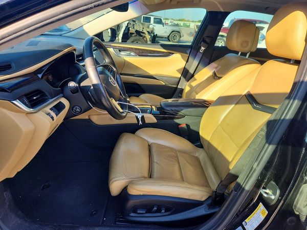 2013 CADILLAC XTS Luxury