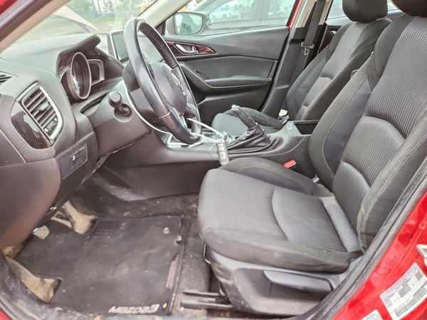 2014 MAZDA 3 Touring/GS
