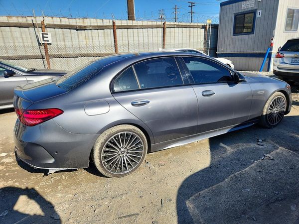 2026 MERCEDES-BENZ C