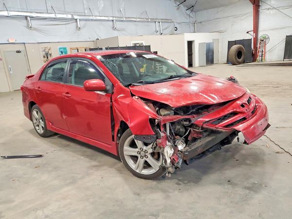 2013 TOYOTA COROLLA
