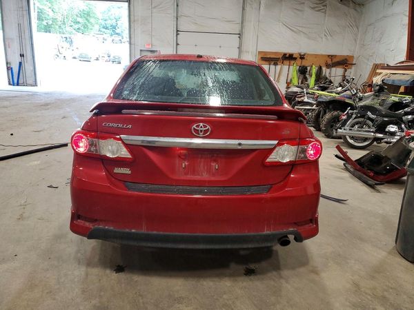 2013 TOYOTA COROLLA