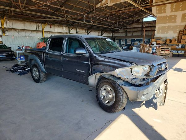 2014 TOYOTA TACOMA Delux Grade