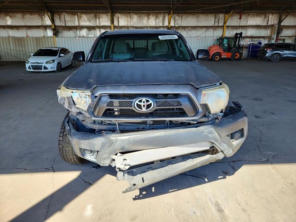 2014 TOYOTA TACOMA Delux Grade
