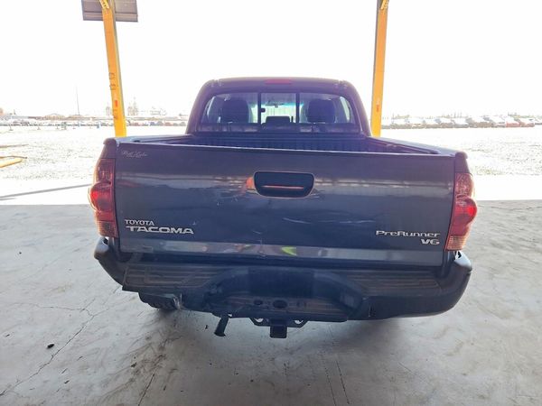 2014 TOYOTA TACOMA Delux Grade