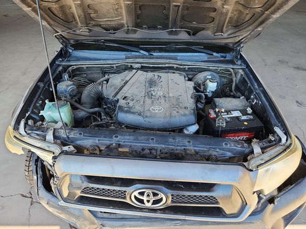 2014 TOYOTA TACOMA Delux Grade