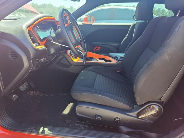 2017 DODGE CHALLENGER SXT