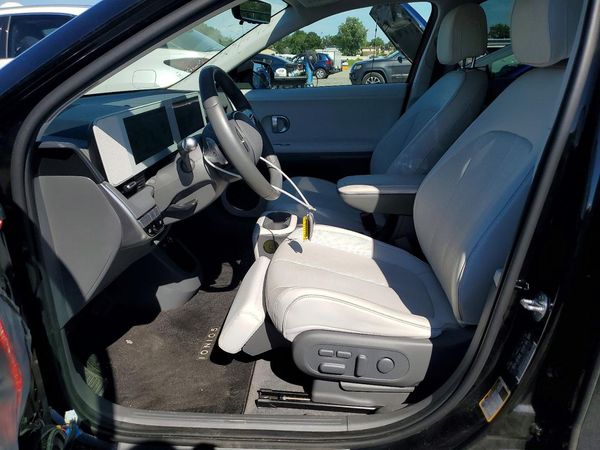 2024 HYUNDAI IONIQ