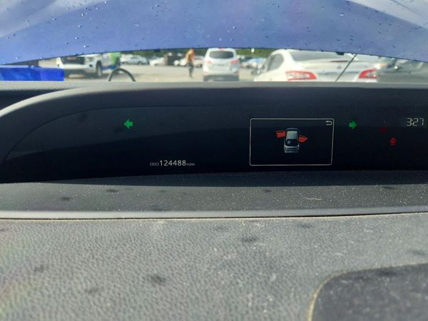 2017 TOYOTA PRIUS One/Two